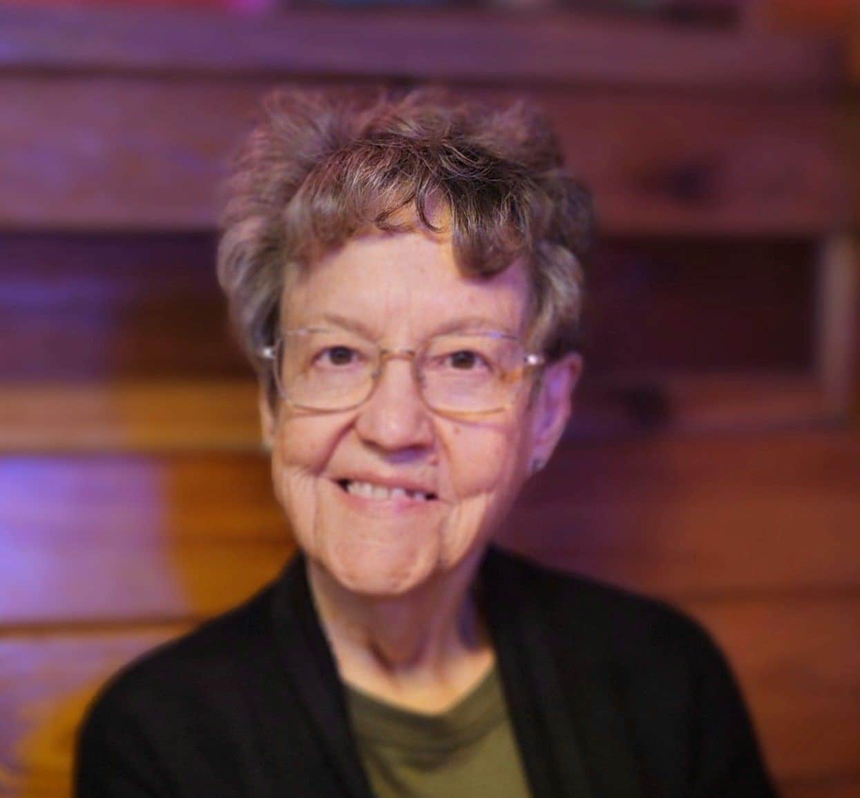 Linda Sue Fox