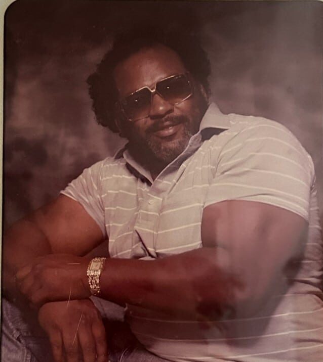 Robert Lee Calvin, Sr. (“Big Bob”)