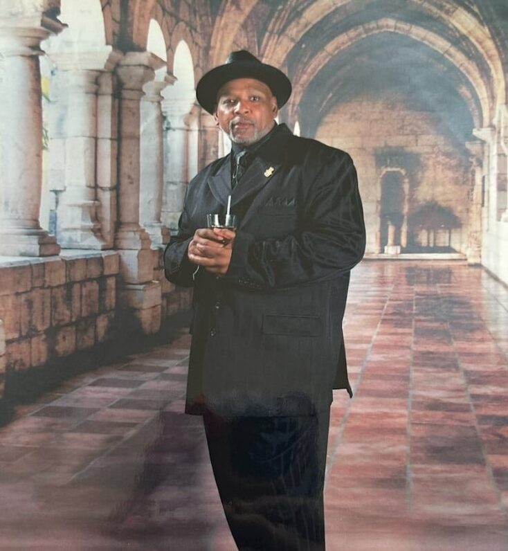 Robert Lee Calvin, Sr. (“Big Bob”)